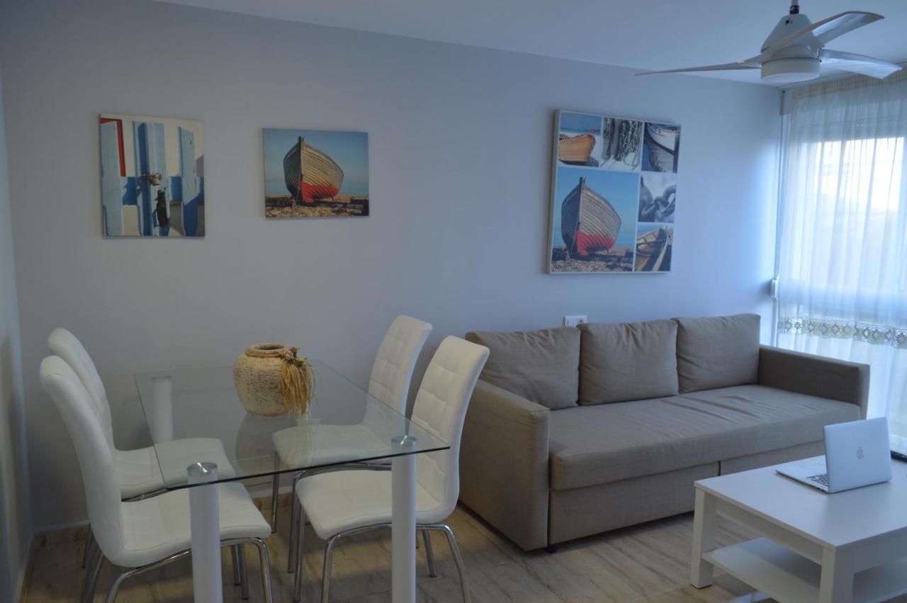 Seafront Recently Renovated Apartments Benalmádena Kültér fotó