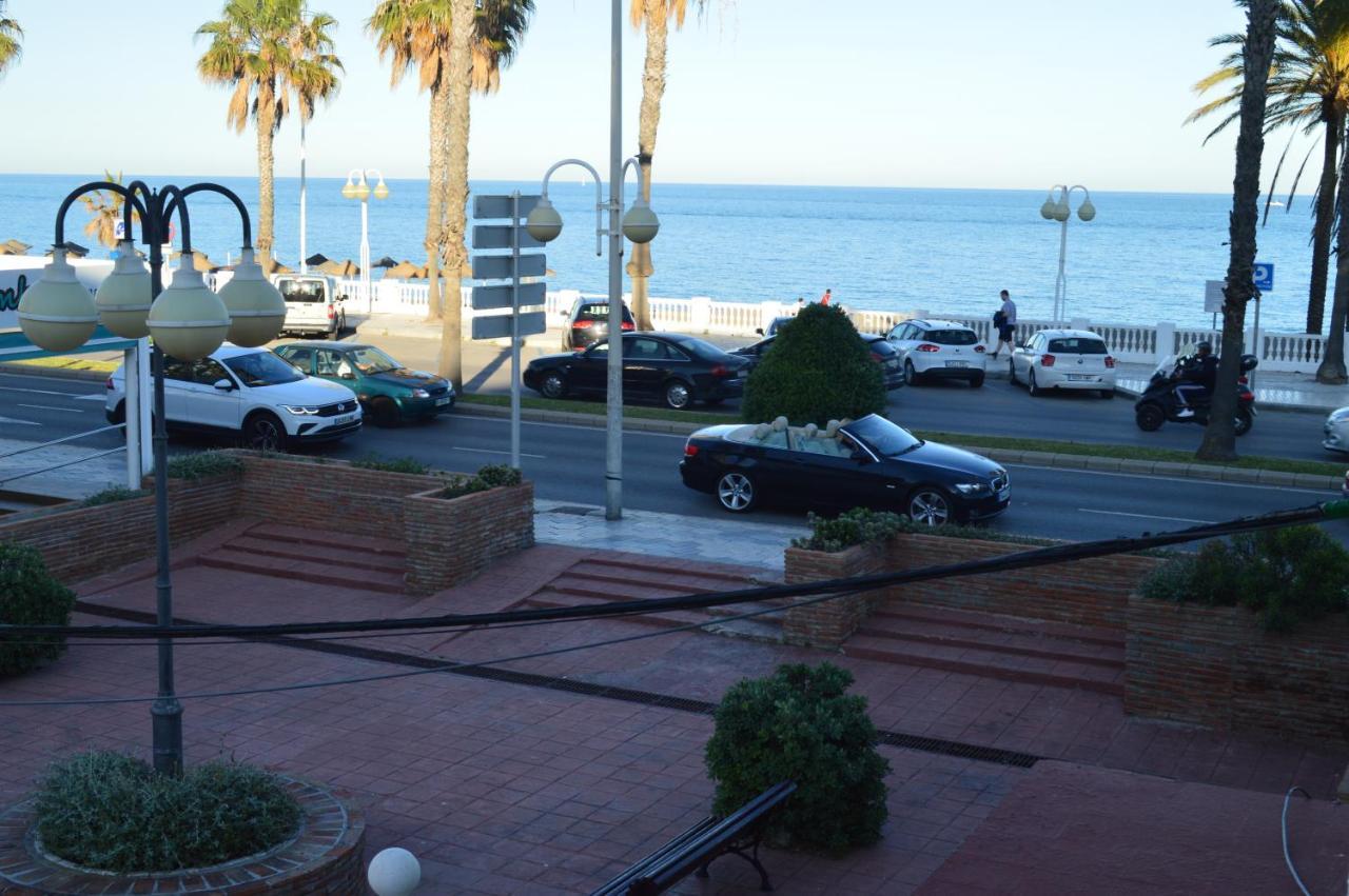 Seafront Recently Renovated Apartments Benalmádena Kültér fotó